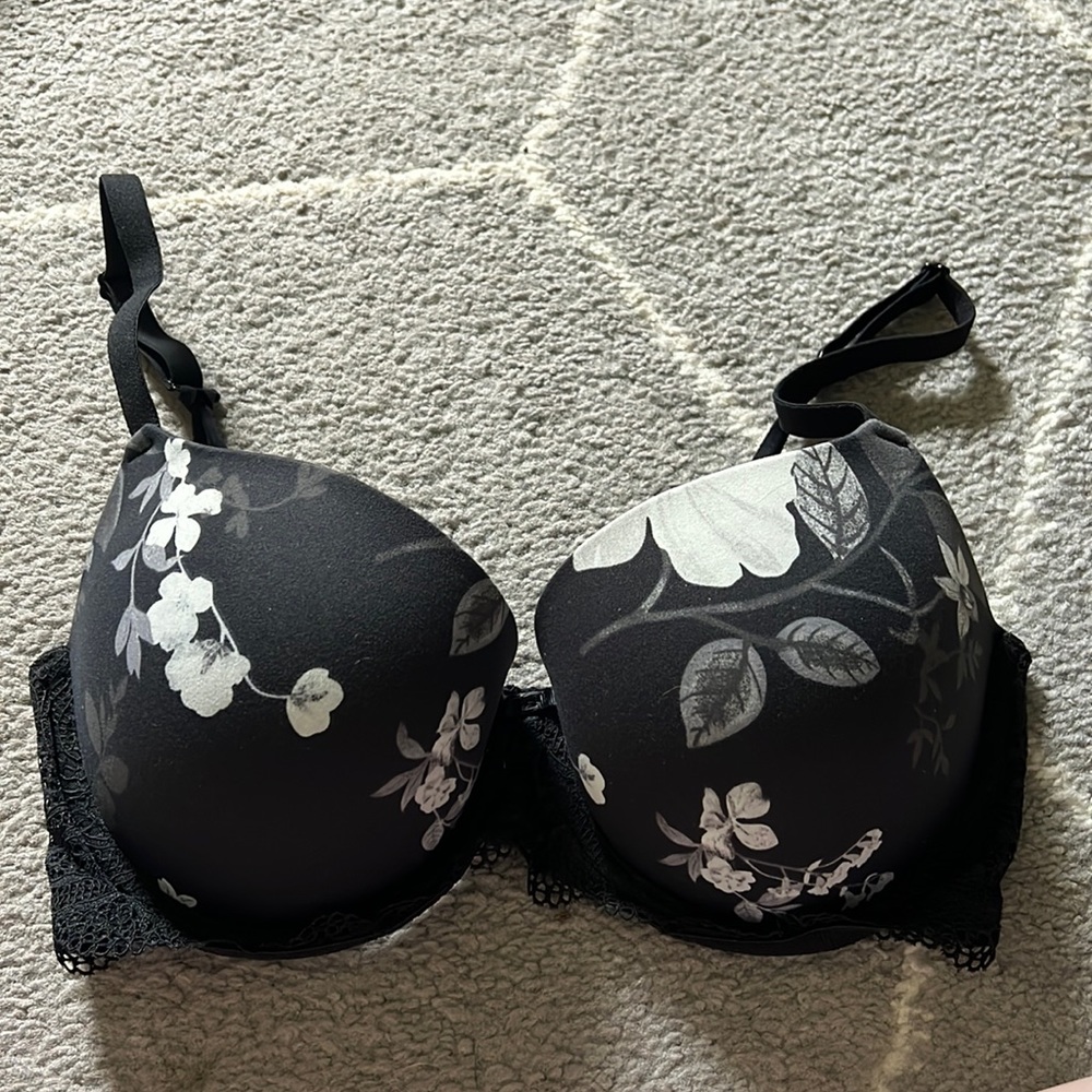 Black and Floral Push-up Bra, 34 DD